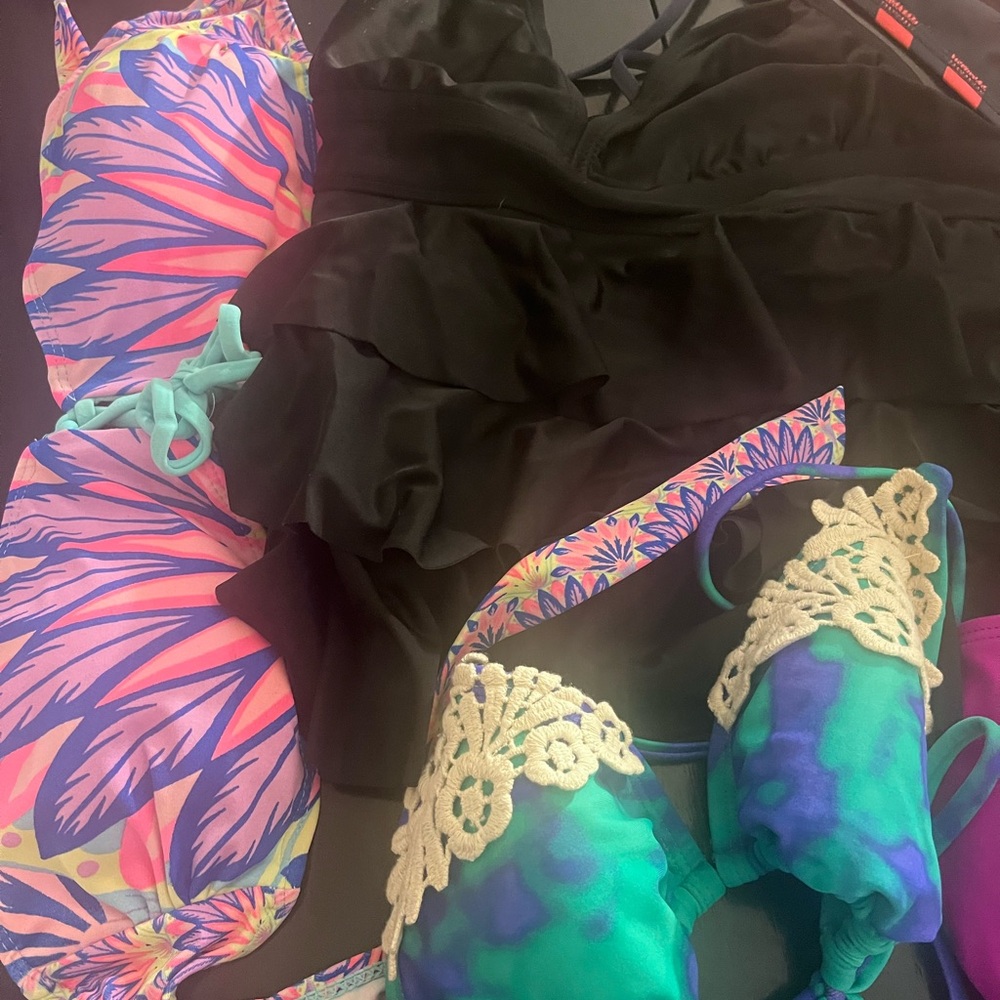 Swim top Bundle 
Size Med